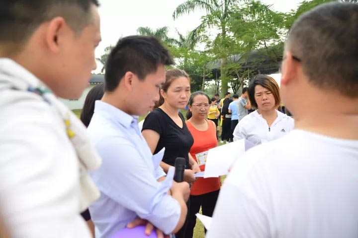 口哨發令、旗幟落下，比賽的完美呈現，離不開裁判員的辛苦付出，低調是他們的代名詞